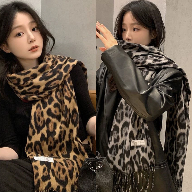 2025 New Retro Silk Leopard Pa - Women'S Winter Accessories Set 评论和价格