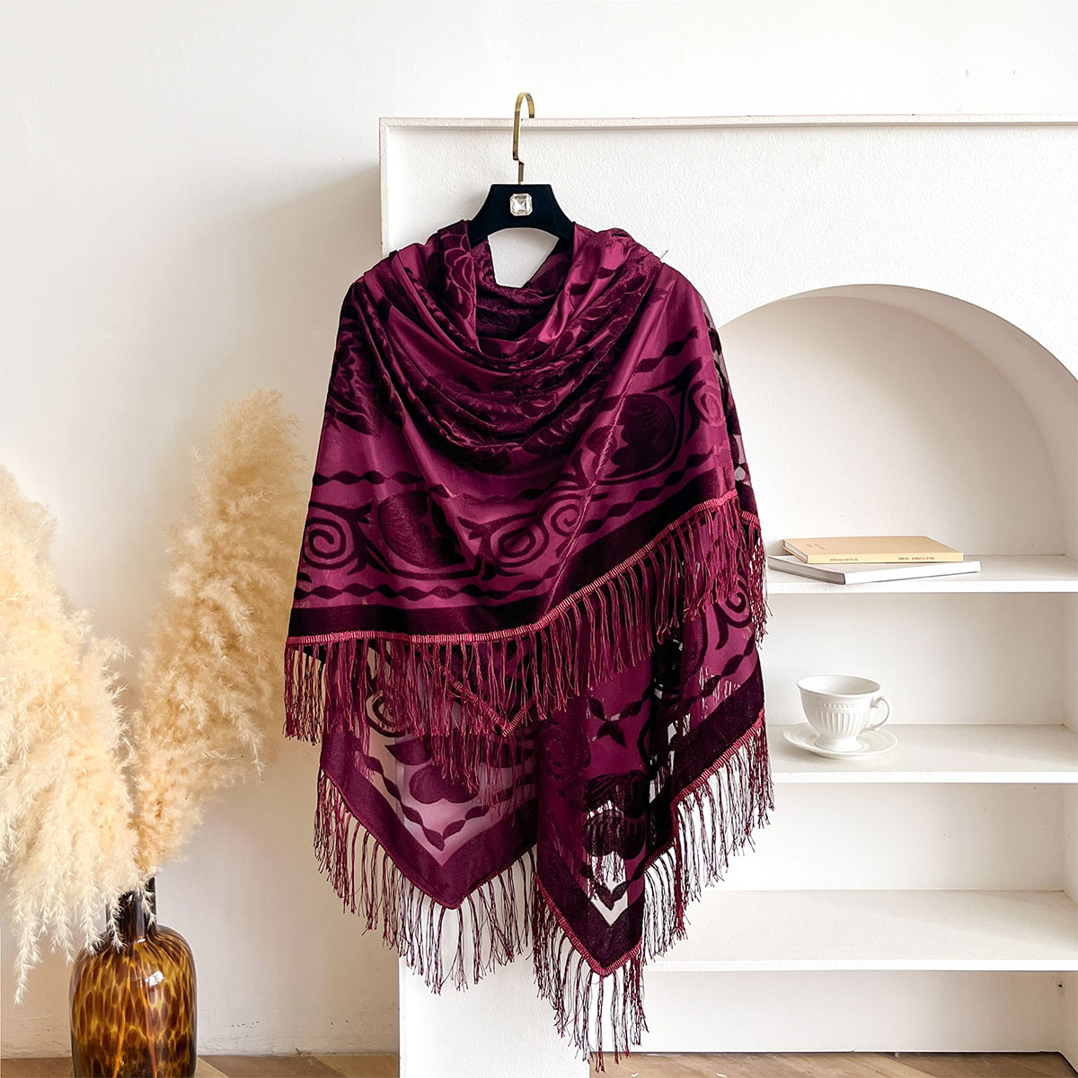 Retro Velvet Tassel Scarf Flor - Women'S Winter Accessories Set 评论和价格